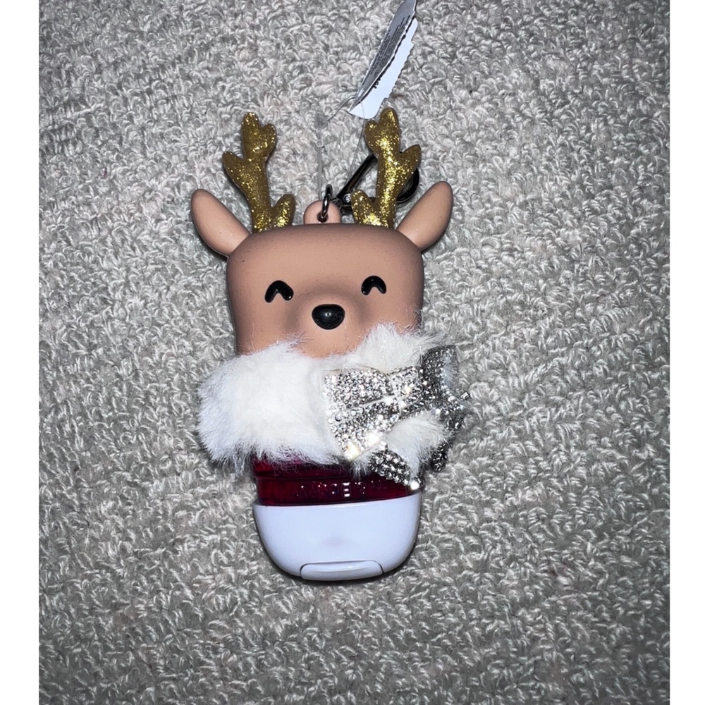 New bath and body works fluffy & rhinestone bling reindeer keychain w/pocket bac